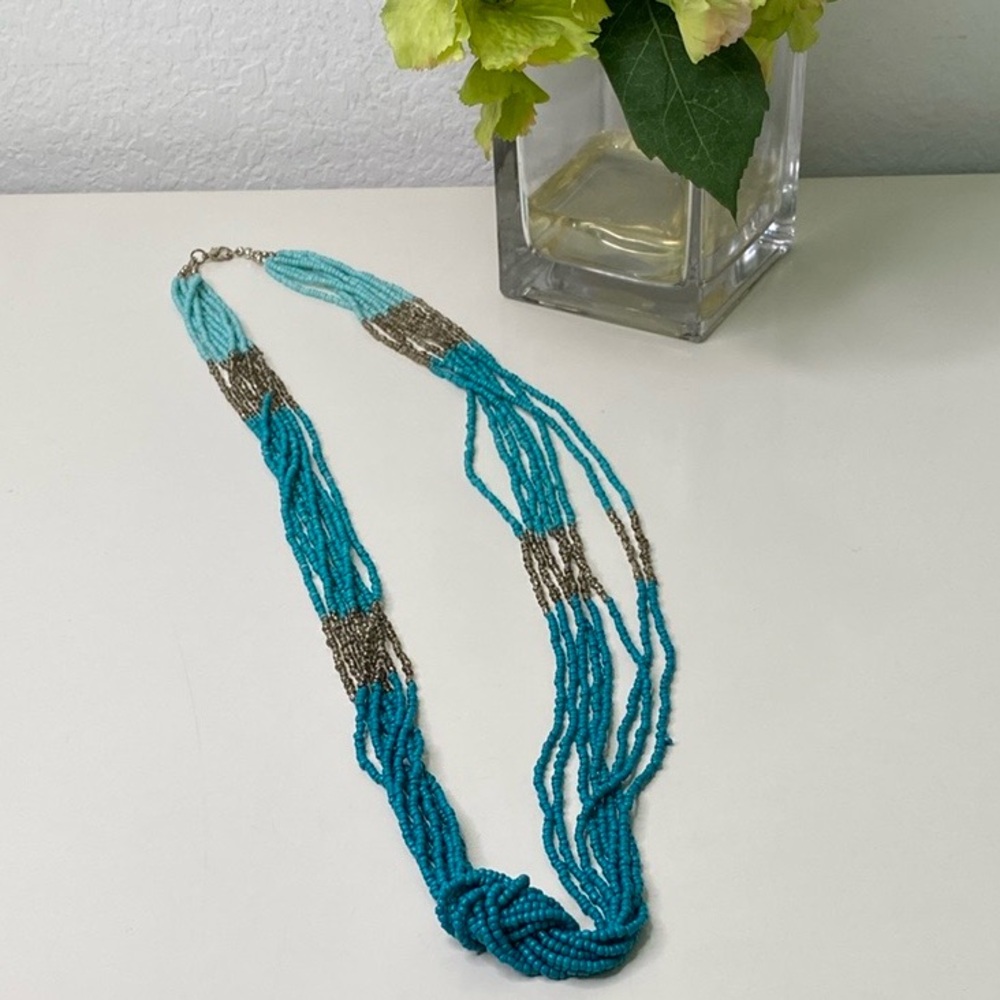 Turquoise and Silver Beaded Necklace Fashion Jewelry